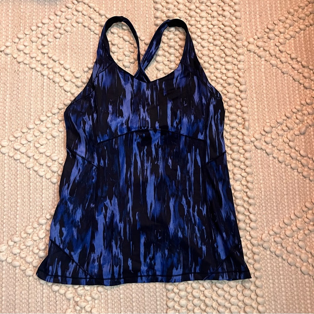 Lululemon tank